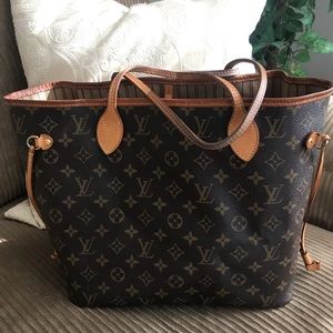 Authentic Louis Vuitton Neverfull MM Monogram